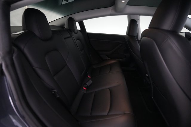 2023 Tesla Model 3 — photo 4 of 26