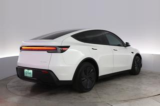 2026 Tesla Model Y — photo 2 of 21