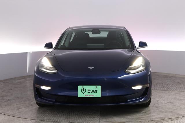 2019 Tesla Model 3 — photo 9 of 22