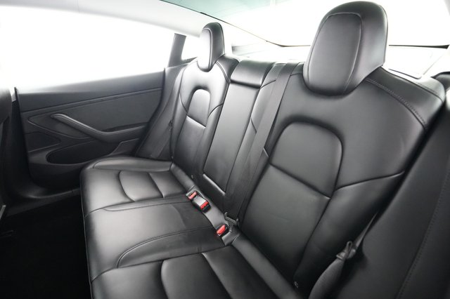 2019 Tesla Model 3 — photo 19 of 22