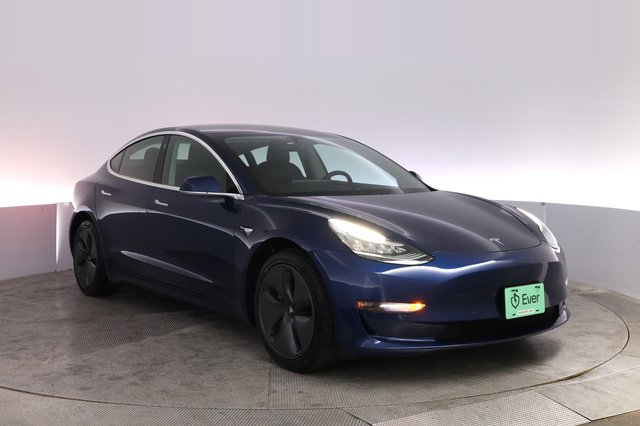 2019 Tesla Model 3 — photo 10 of 22