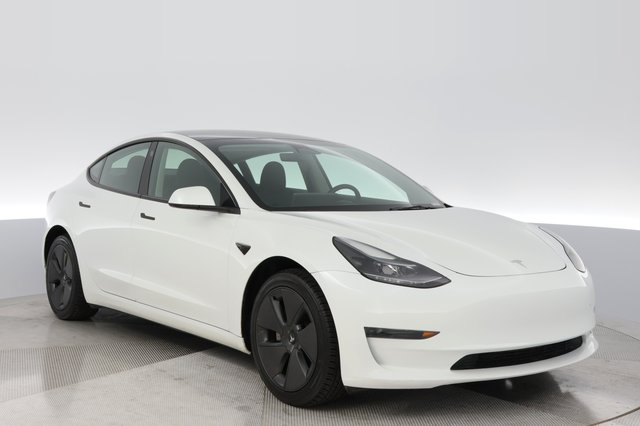 2023 Tesla Model 3 — photo 9 of 21