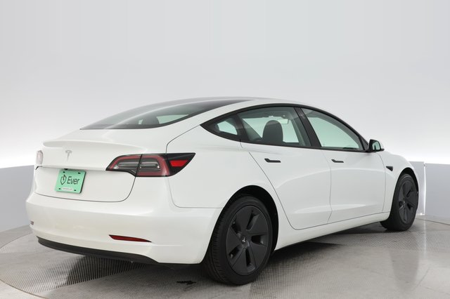 2023 Tesla Model 3 — photo 2 of 21