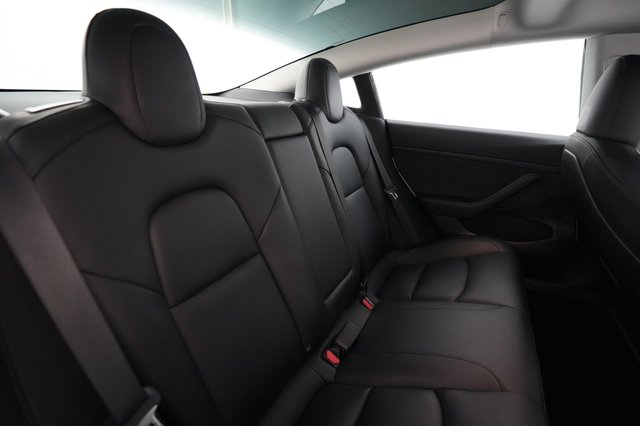 2023 Tesla Model 3 — photo 4 of 21
