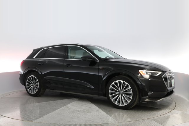 2019 Audi e-tron — photo 7 of 35