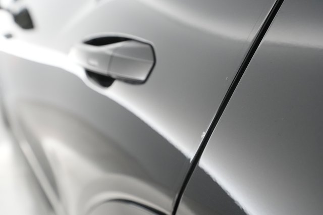 2019 Audi e-tron — photo 21 of 35