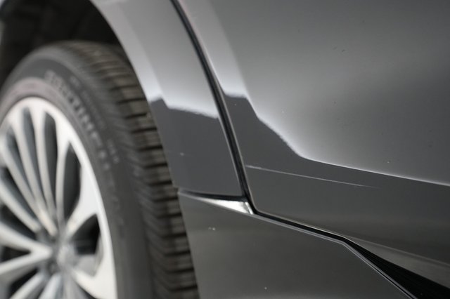 2019 Audi e-tron — photo 29 of 35