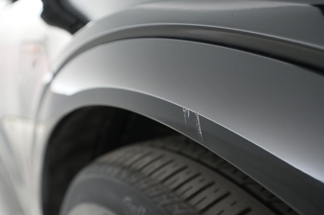 2019 Audi e-tron — photo 33 of 35