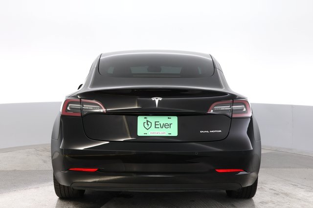 2022 Tesla Model 3 — photo 12 of 23