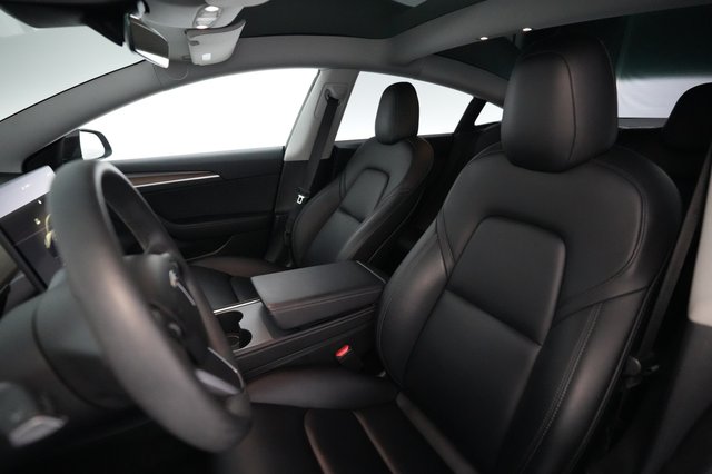 2022 Tesla Model 3 — photo 3 of 23