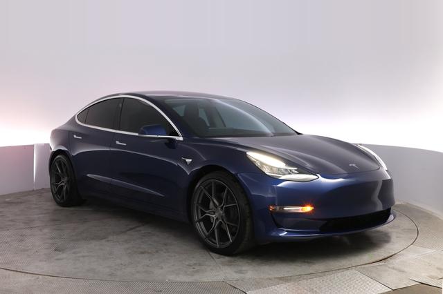 2019 Tesla Model 3 — photo 10 of 29
