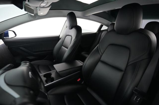 2019 Tesla Model 3 — photo 3 of 29