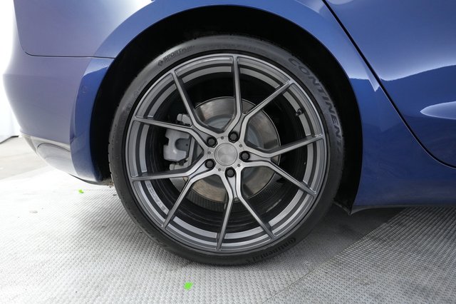 2019 Tesla Model 3 — photo 17 of 29