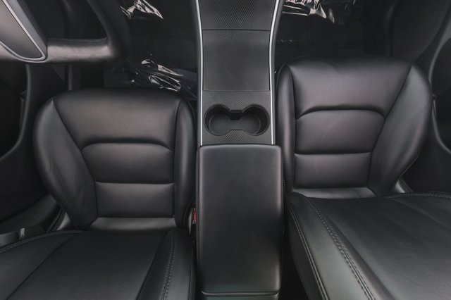 2019 Tesla Model 3 — photo 22 of 29