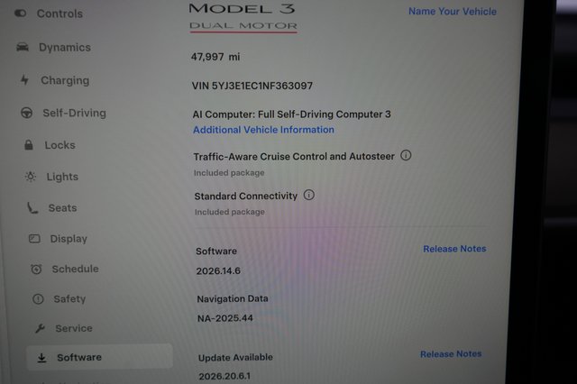 2022 Tesla Model 3 — photo 5 of 22