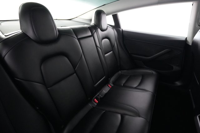 2022 Tesla Model 3 — photo 4 of 22