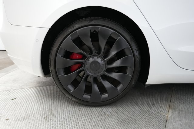 2022 Tesla Model 3 — photo 17 of 22