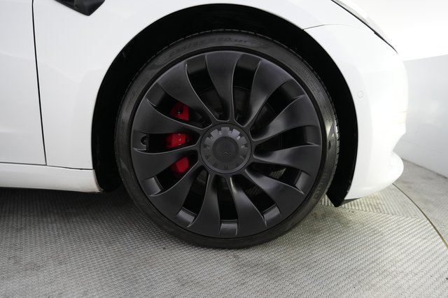 2022 Tesla Model 3 — photo 16 of 22