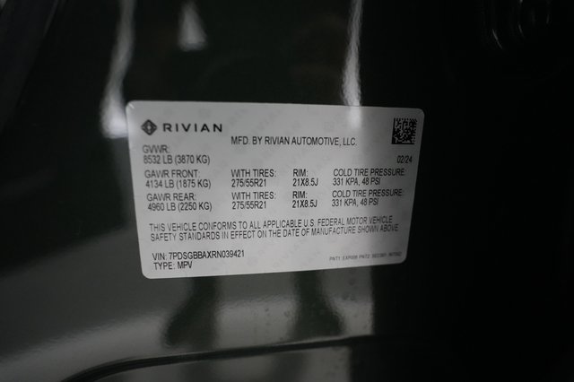 2024 Rivian R1S — photo 19 of 19