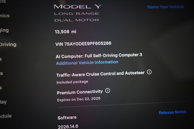 2023 Tesla Model Y — photo 5 of 25