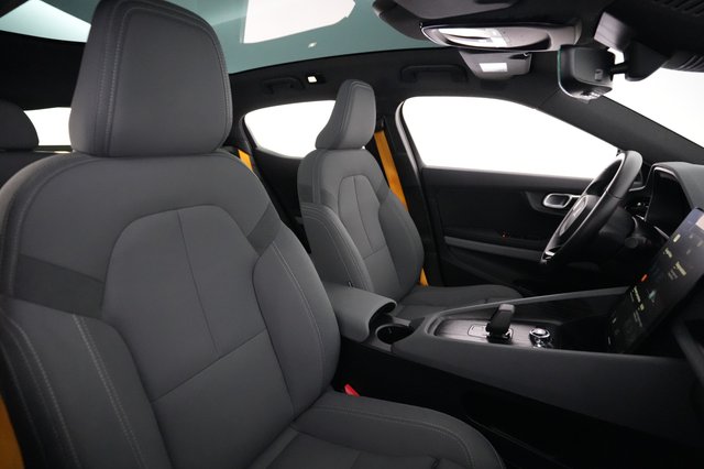 2021 Polestar 2 — photo 18 of 27