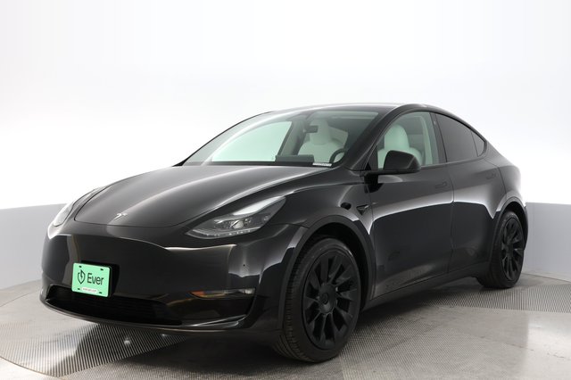 2023 Tesla Model Y — VIN 7SAYGAEE3PF698062