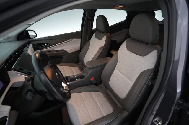 2022 Chevrolet Bolt EUV — photo 3 of 22
