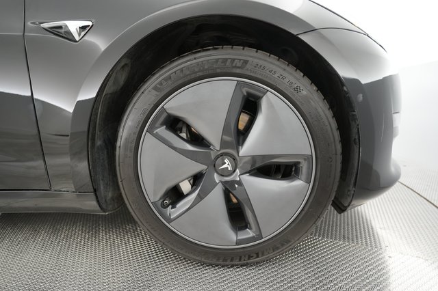 2019 Tesla Model 3 — photo 15 of 24