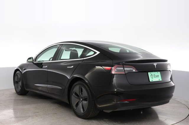 2019 Tesla Model 3 — photo 13 of 24