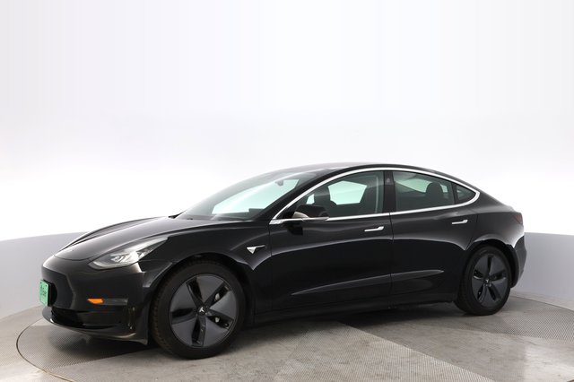 2019 Tesla Model 3 — photo 14 of 24