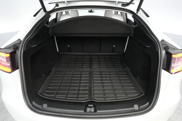 2023 Tesla Model Y — photo 6 of 24