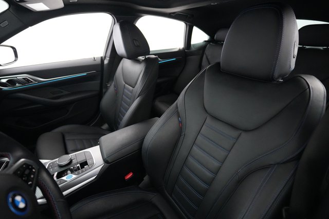2023 BMW i4 — photo 3 of 26