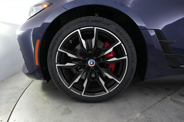 2023 BMW i4 — photo 15 of 26