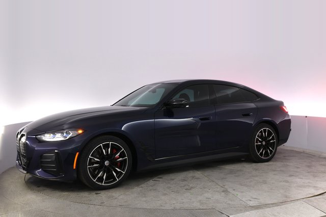2023 BMW i4 — photo 14 of 26