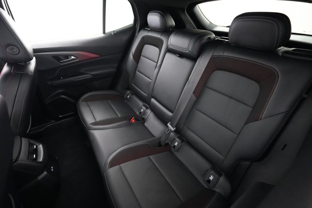 2024 Chevrolet Equinox EV — photo 19 of 23