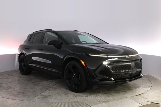 2024 Chevrolet Equinox EV — photo 10 of 23