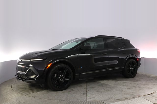 2024 Chevrolet Equinox EV — photo 14 of 23