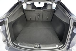 2026 Tesla Model Y — photo 6 of 22