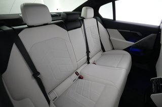 2025 BMW i5 — photo 4 of 23
