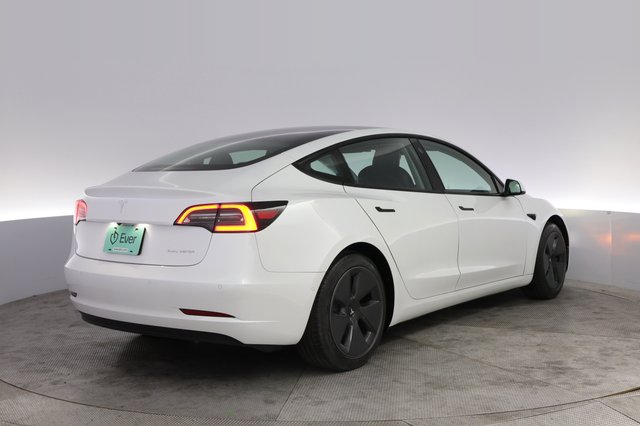 2021 Tesla Model 3 — photo 2 of 21