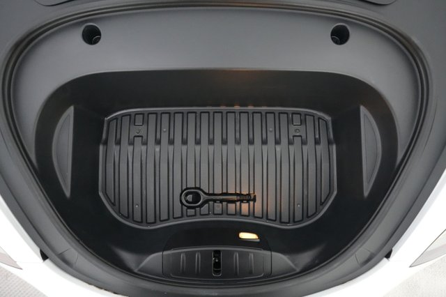 2021 Tesla Model 3 — photo 20 of 21