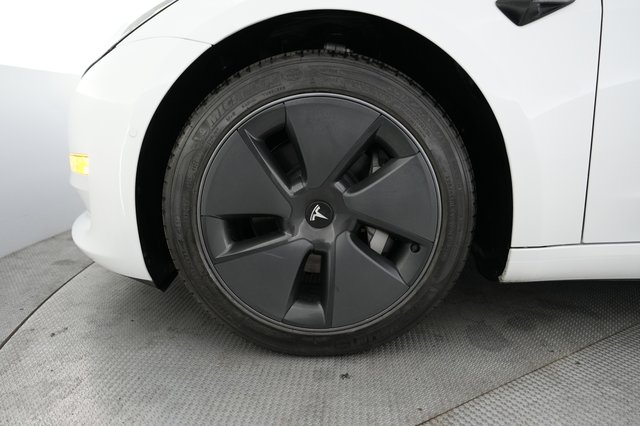 2021 Tesla Model 3 — photo 7 of 21