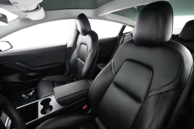 2021 Tesla Model 3 — photo 3 of 21