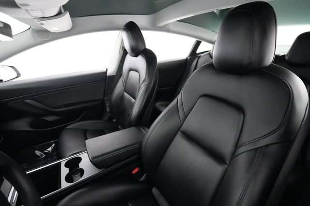 2021 Tesla Model 3 — photo 3 of 21