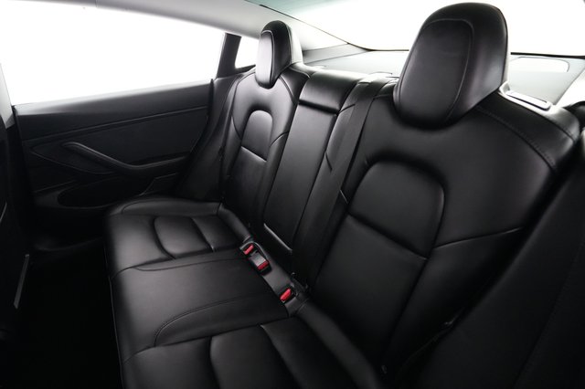 2021 Tesla Model 3 — photo 19 of 21