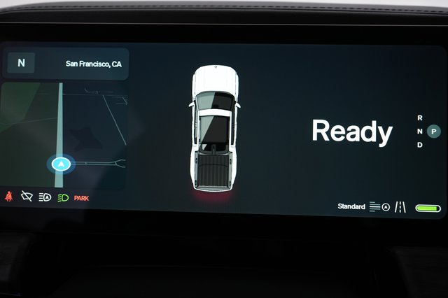 2023 Rivian R1T — photo 21 of 22