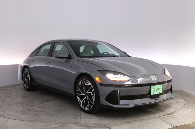 2023 Hyundai IONIQ 6 — photo 10 of 22