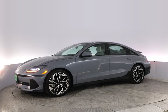 2023 Hyundai IONIQ 6 — photo 14 of 22