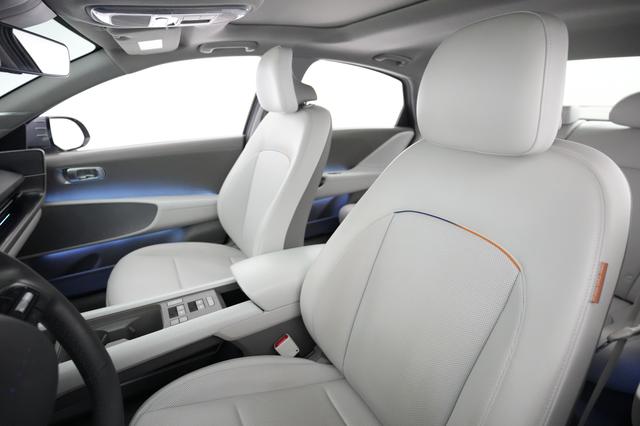 2023 Hyundai IONIQ 6 — photo 3 of 22