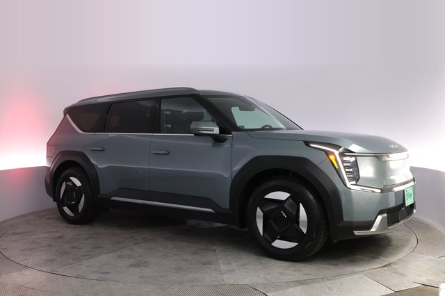 2024 Kia EV9 — photo 11 of 29
